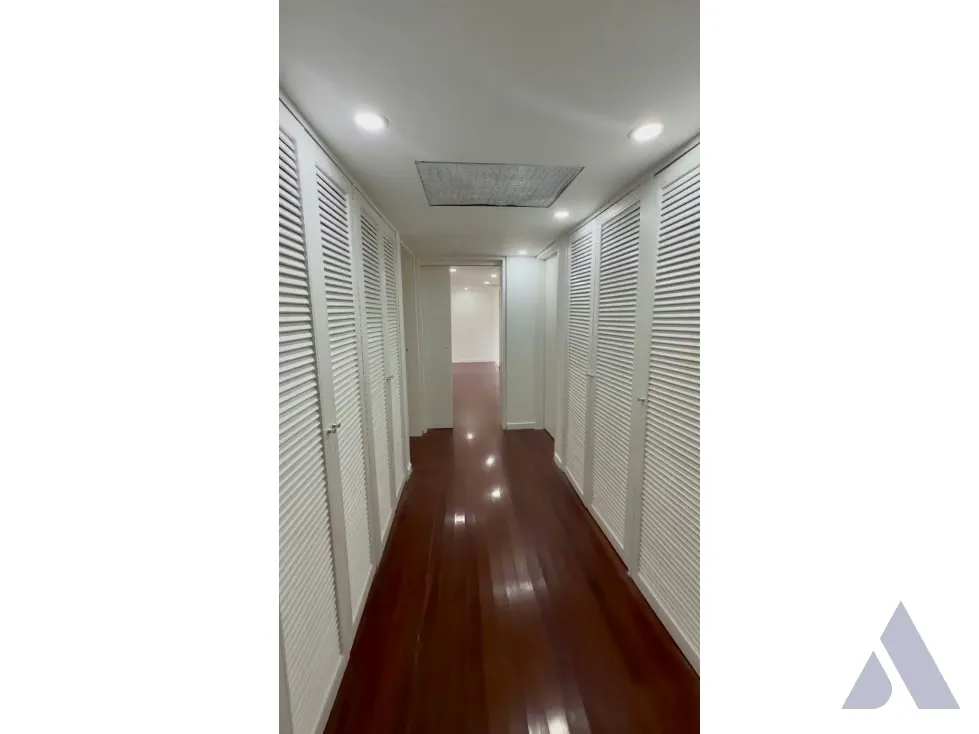 Vendo apartamento 230m2 Lomas de las Mercedes 4998 - 17