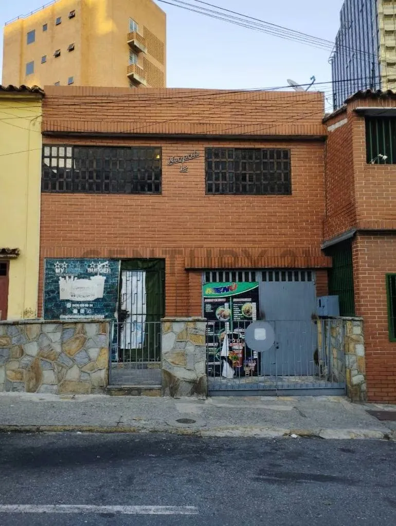 Casa de oportunidad para proyecto comercial en Los Caobos