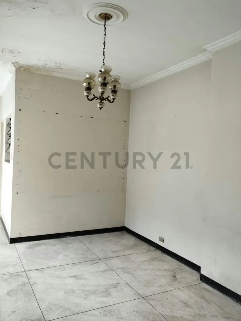 Casa de oportunidad para proyecto comercial en Los Caobos - 4