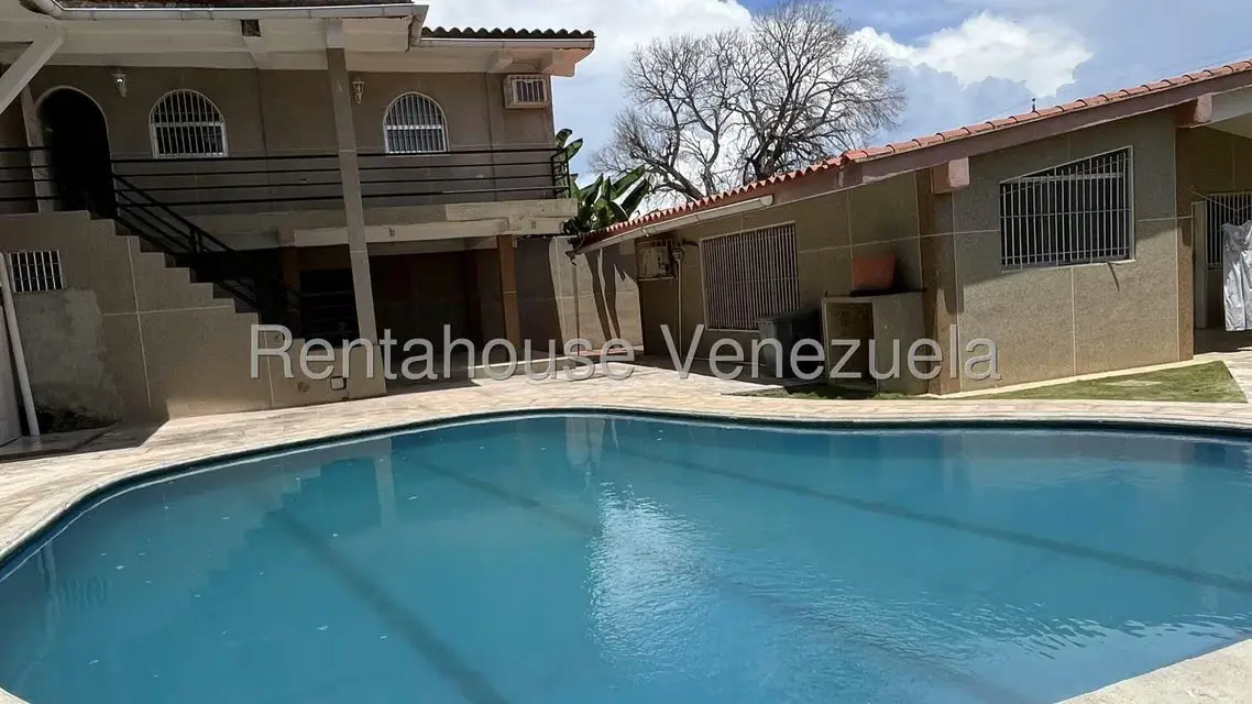 Casa (1 Nivel) en Venta en Ciudad Balneario Higuerote, Miranda - 29