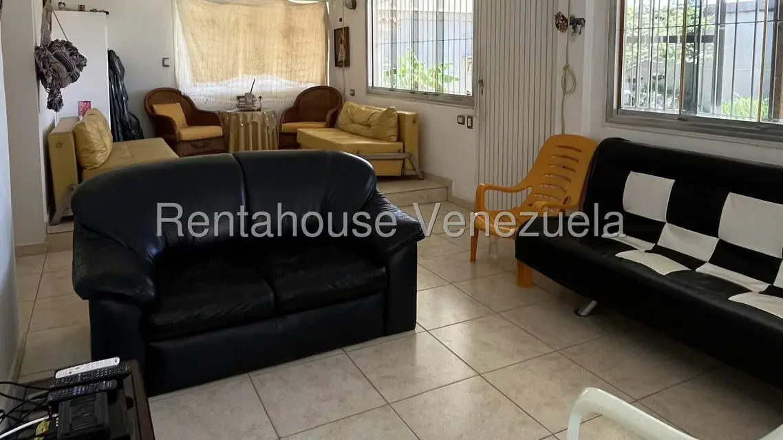 Casa (1 Nivel) en Venta en Ciudad Balneario Higuerote, Miranda - 6