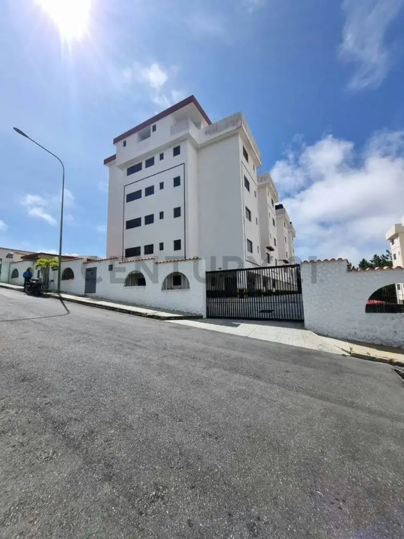 Apartamento en venta a estrenar en Urb Las Salias San Antonio de Los Altos