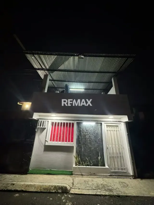 HERMOSA.AMPLIA,COMODA Y DE OPORTUNIDAD CASA EN VENTA - 3
