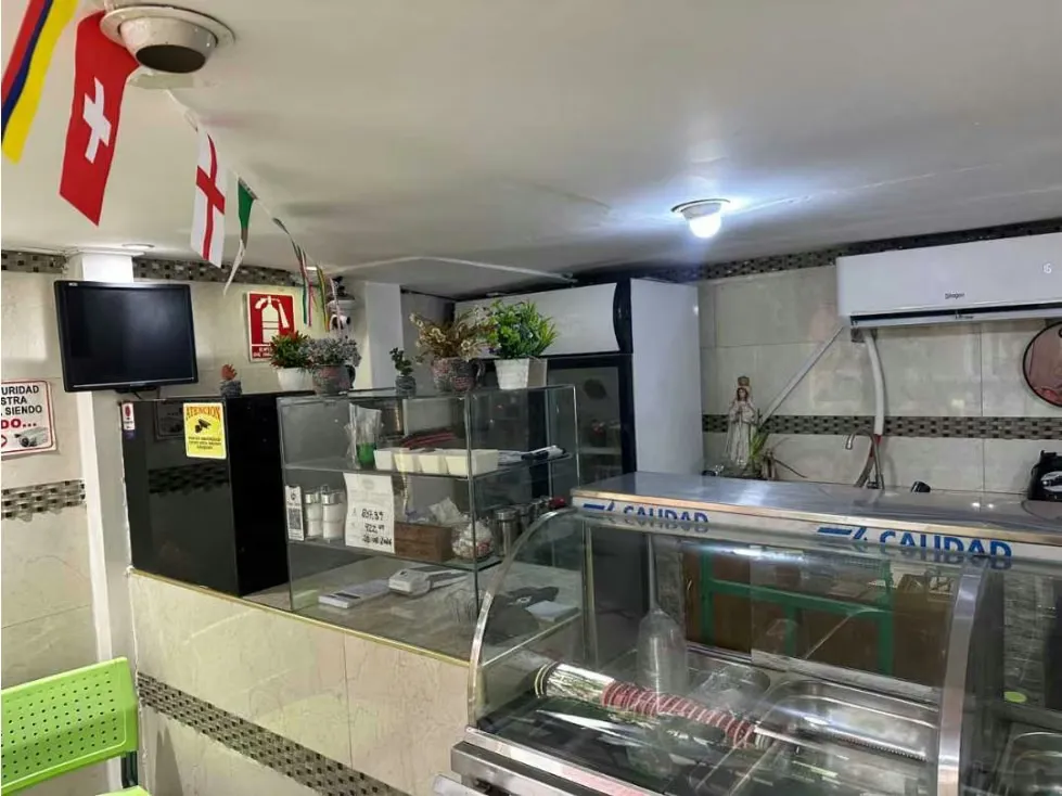 Vendo local/fondo restaurante 27m2 San Martin 8173 - 4