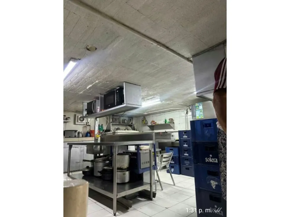 Vendo local/fondo restaurante 27m2 San Martin 8173 - 6