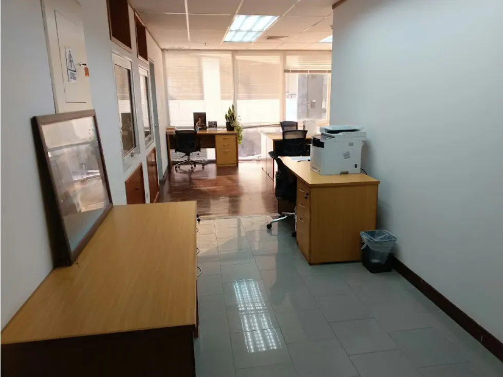 EDIFICIO EN LAS MERCEDES DE 4170,30 M2 ,9 PISOS Y MAS DE 30 P/E - 3
