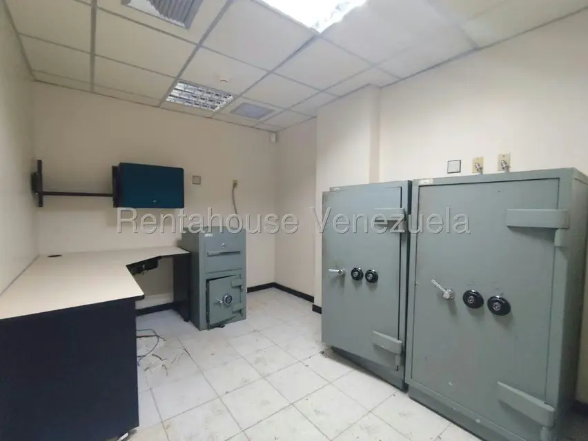Comercial (Edificio) en Venta en La Paragua, Zulia - 13