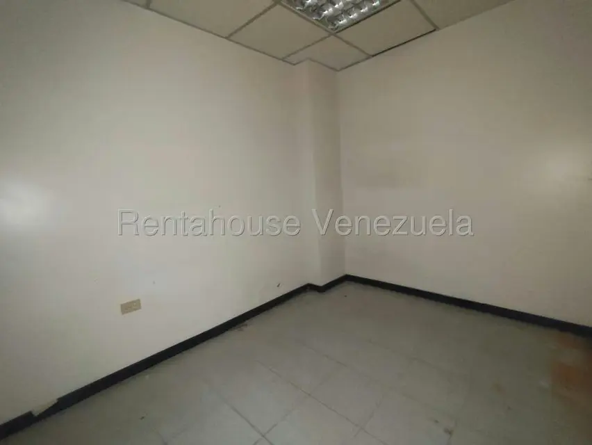Comercial (Edificio) en Venta en La Paragua, Zulia - 14