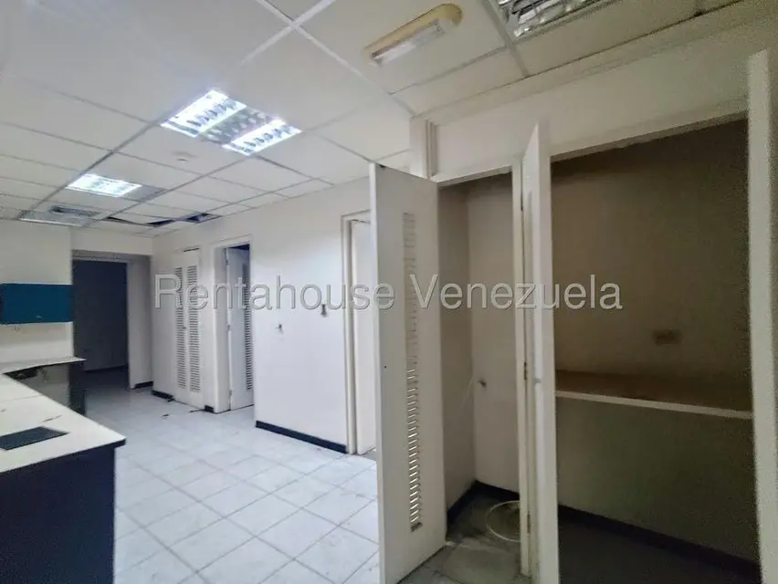 Comercial (Edificio) en Venta en La Paragua, Zulia - 10