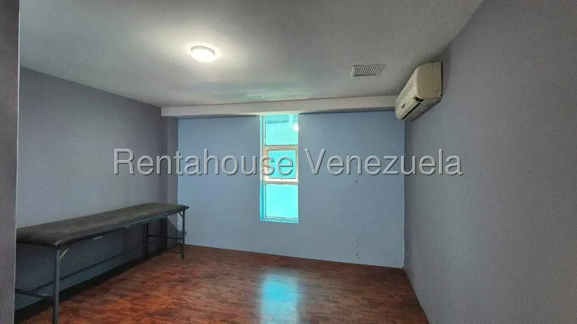 Oficina en Alquiler en Zona Oeste, Lara - 4