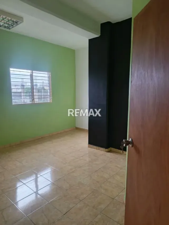 Oficina en Alquiler Av. Andres Bello, entre Av. Venezuela y carrera 25 - Zona Centro - Barquisimeto - 12