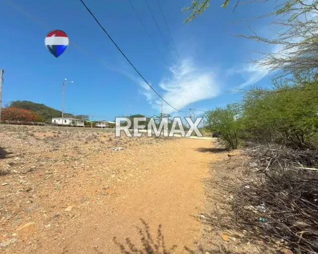 EN VENTA EXTENSO TERRENO EN LOS GOMEZ - 11