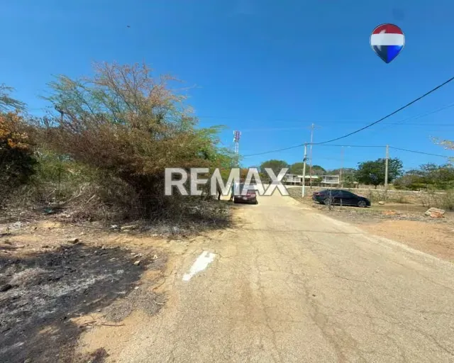 EN VENTA EXTENSO TERRENO EN LOS GOMEZ - 5