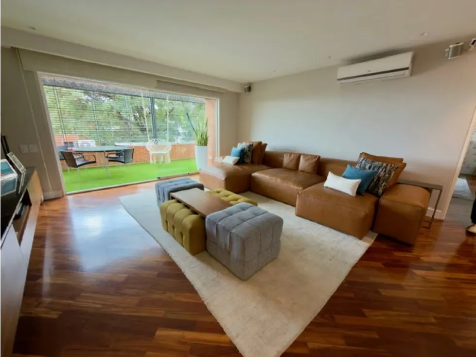 Ofrezco en VENTA maravillosa Planta Baja en Altamira Norte- 5h+2s / 5p - 13