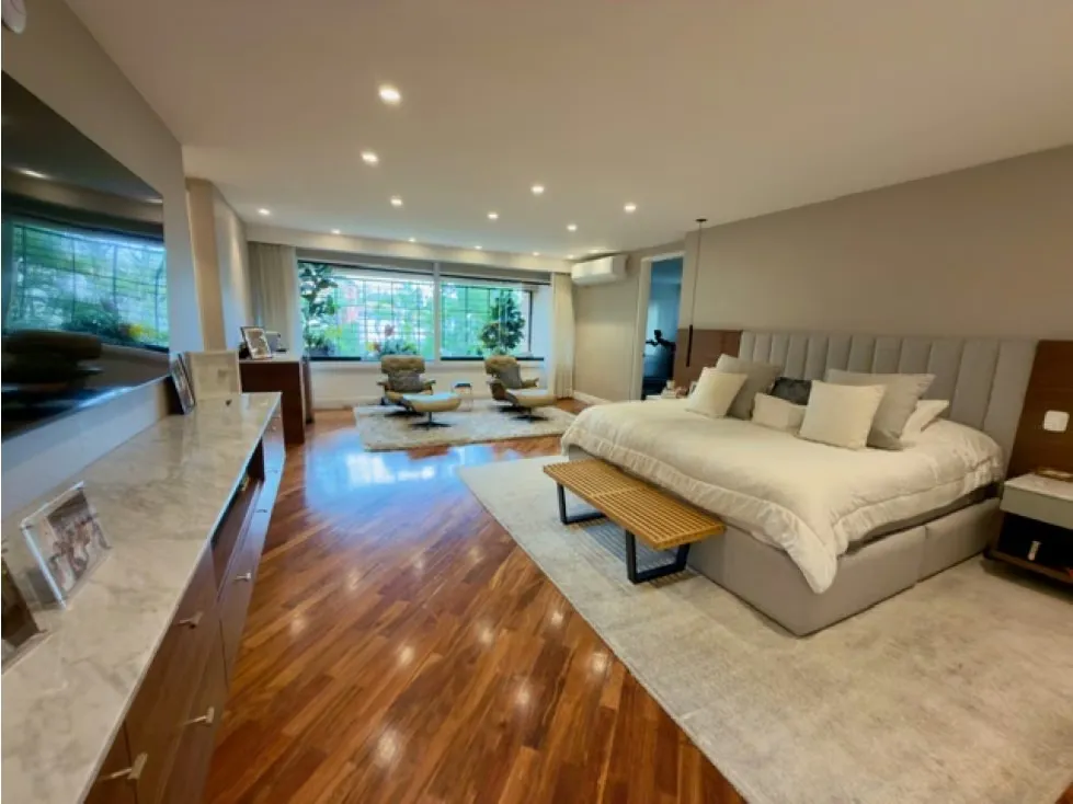 Ofrezco en VENTA maravillosa Planta Baja en Altamira Norte- 5h+2s / 5p - 16