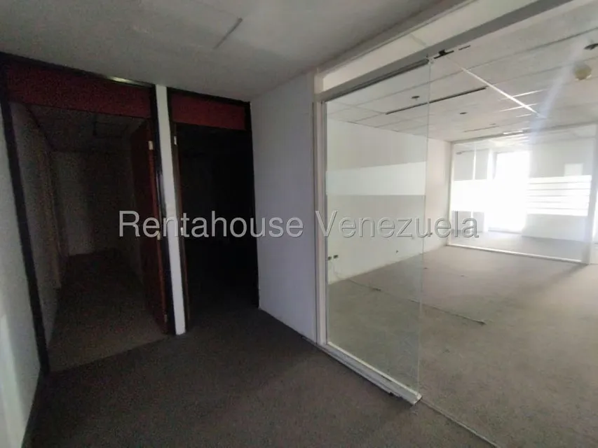 Oficina en Venta en Los Palos Grandes, Distrito Metropolitano - 6