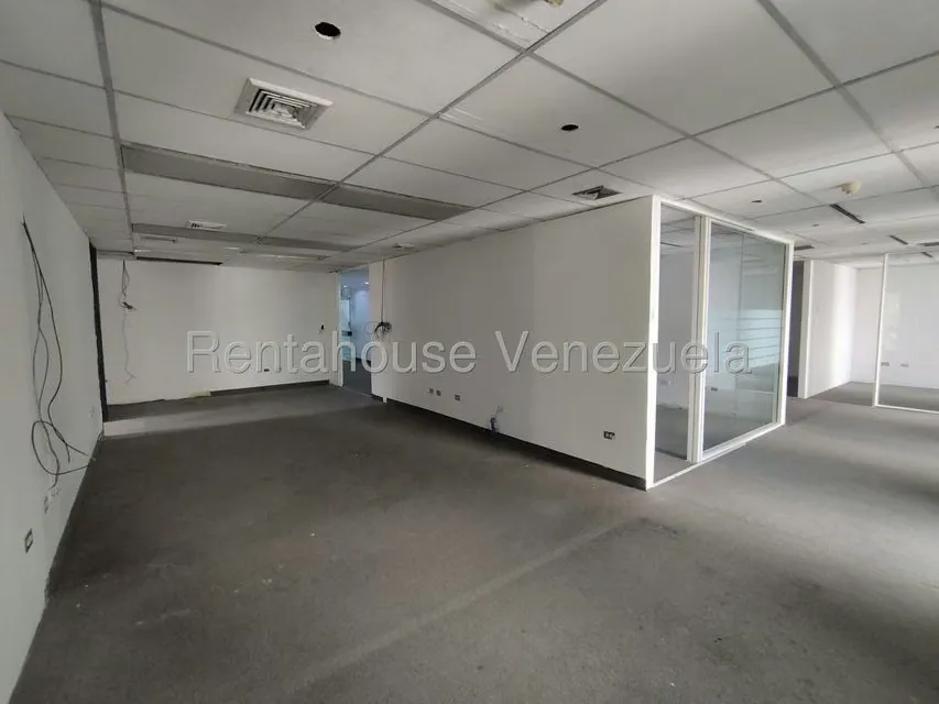 Oficina en Venta en Los Palos Grandes, Distrito Metropolitano - 7