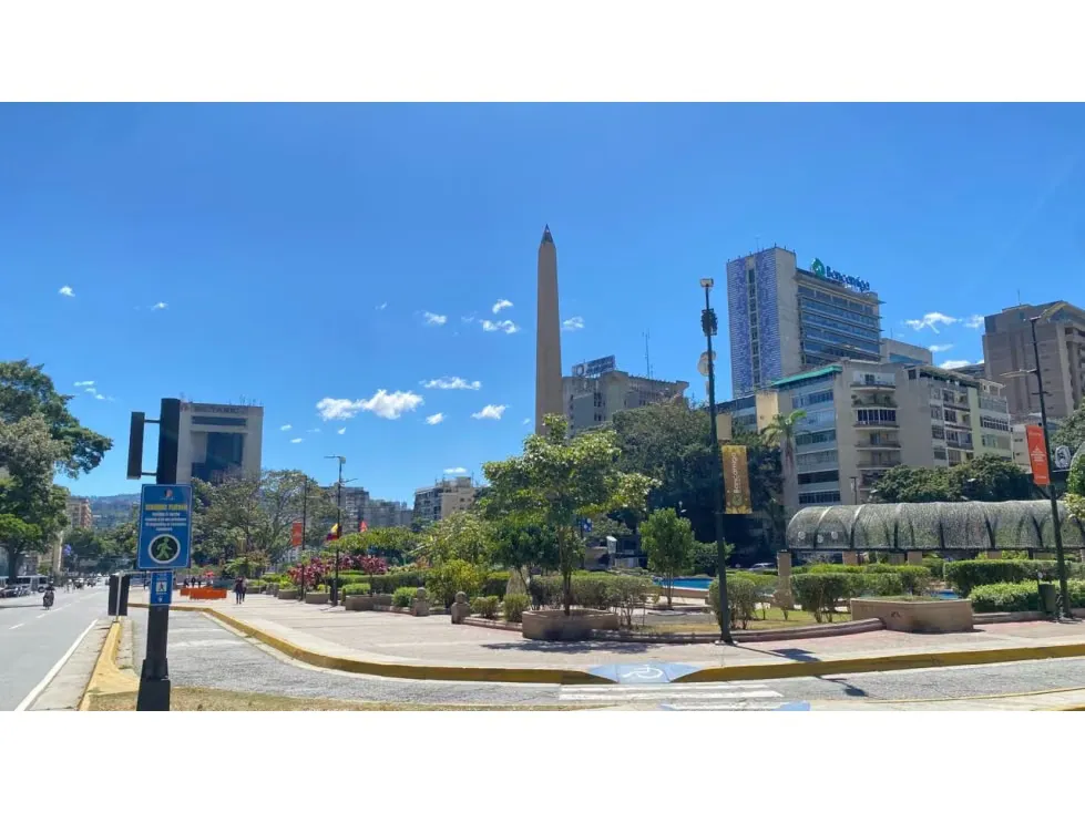 Vendo fondo de comercio restaurante 248m2 Plaza Altamira 8865 - 2