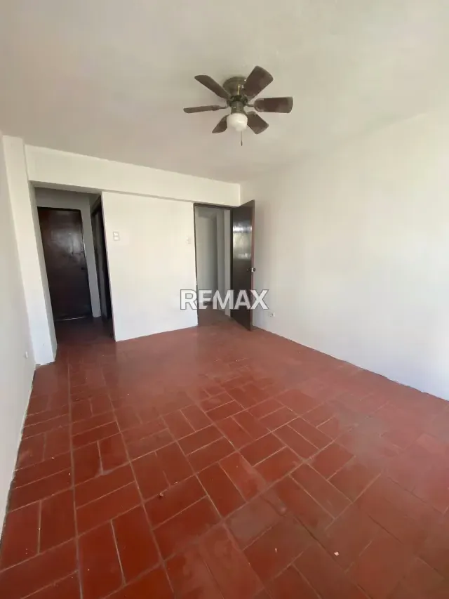 APARTAMENTO EN VENTA EN RES. MIRADOR DEL LAGO ZONA ESTE EN MARACAIBO - 5