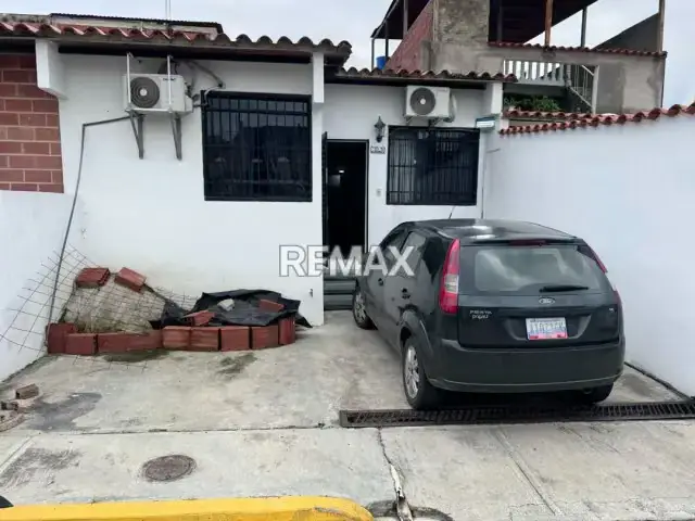 Casa en Muralla Arriba | 104 m² | 2 Hab. | 2 Baños | 2 Estacionamientos
