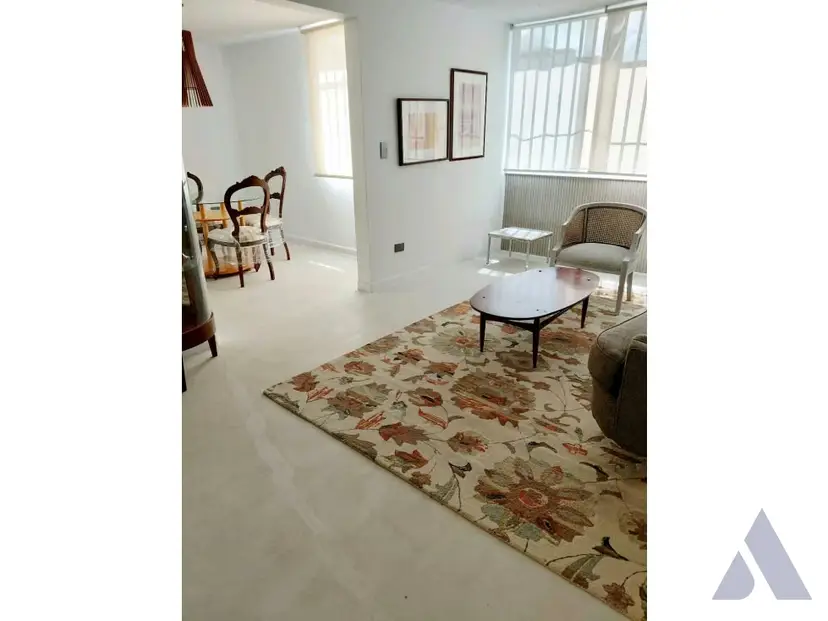 Alquilo habitación amoblada 10m2 Lomas de La Trinidad 4068