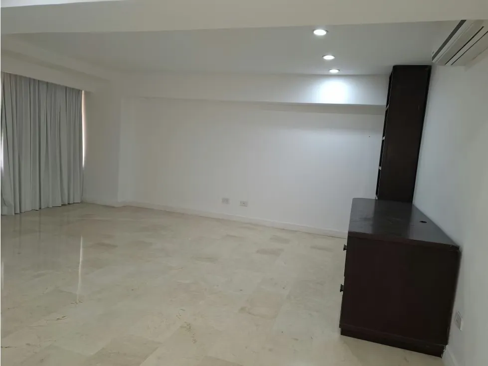En Alquiler hermoso apartamento en La Lagunita - 13