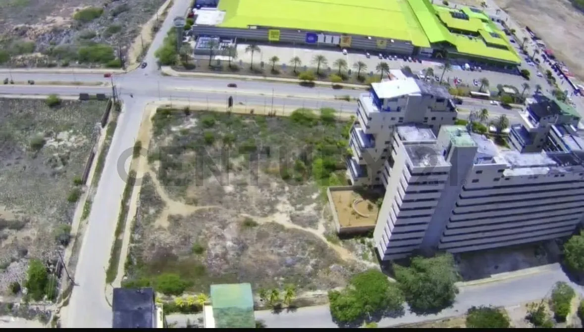 Terreno en venta en excelente ubicacion - 12