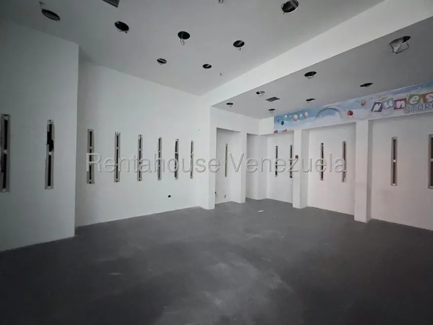Local Comercial en Alquiler en El Cardon, Falcon - 11