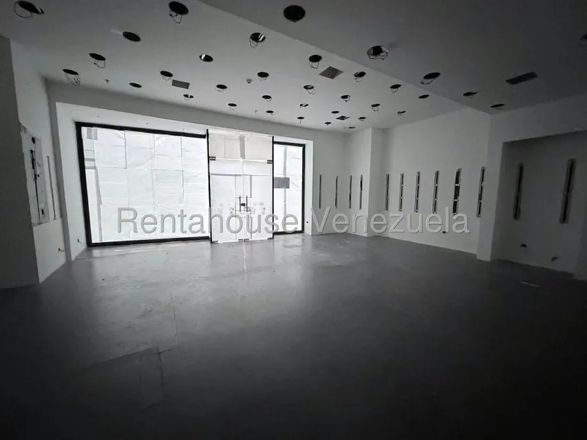 Local Comercial en Alquiler en El Cardon, Falcon - 12