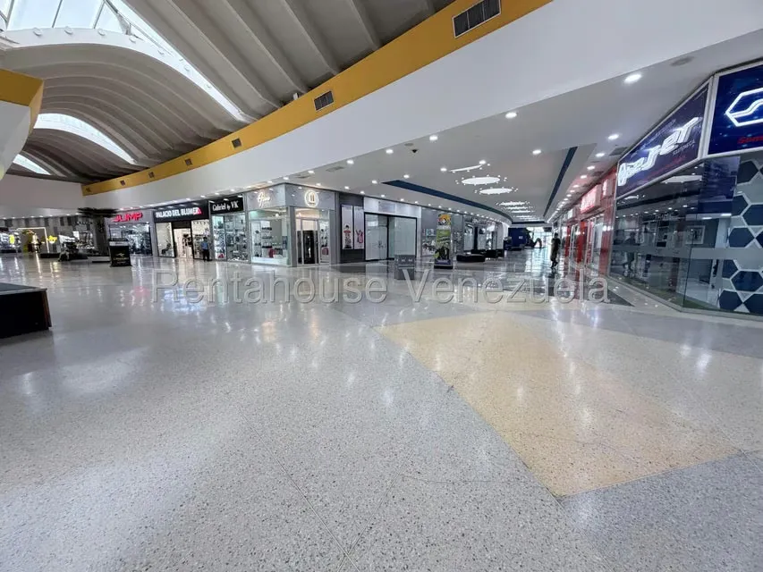 Local Comercial en Alquiler en El Cardon, Falcon - 19