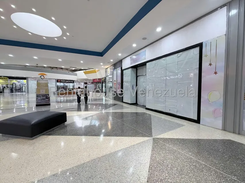 Local Comercial en Alquiler en El Cardon, Falcon - 2