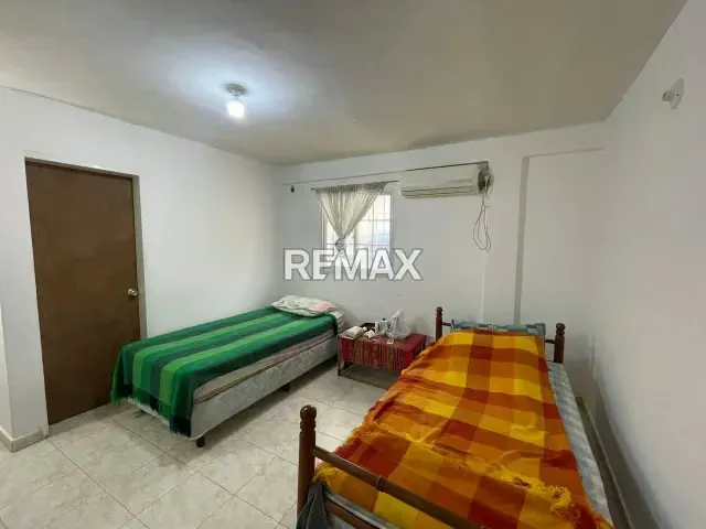 EN VENTA ACOGEDORA CASA EN SENTOR GUATAMARE, AVENIDA 31 DE JULIO, ISLA DE MARGARITA - 13