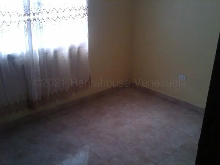Casa (1 Nivel) en Venta en Vivienda de Salamanca, Miranda - 9