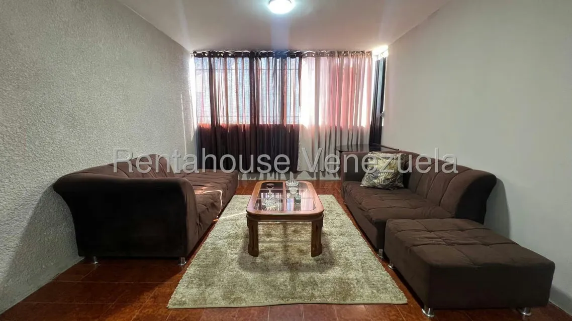 Apartamento (1 Nivel) en Venta en Circunvalacion Dos, Zulia - 2