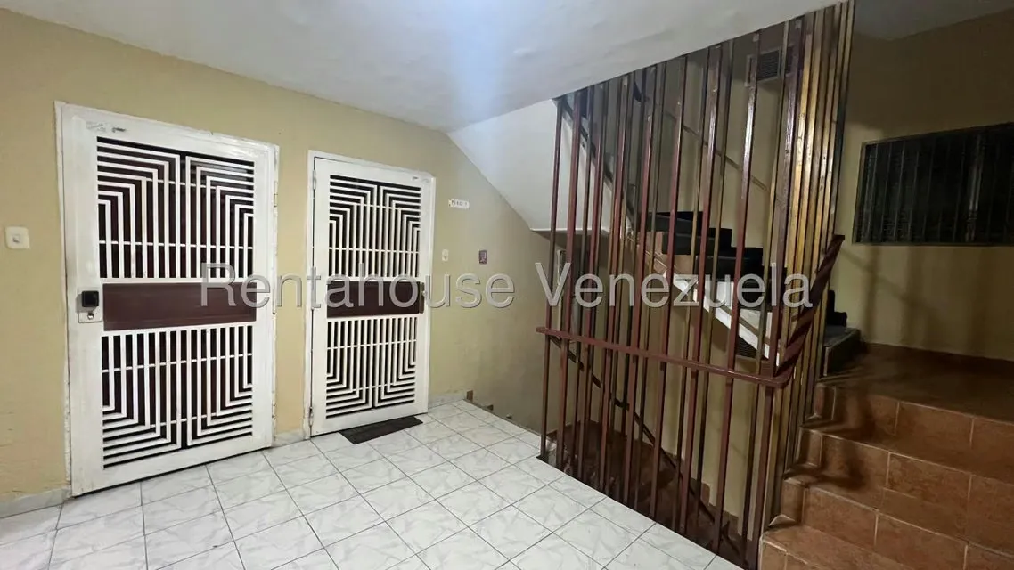 Apartamento (1 Nivel) en Venta en Circunvalacion Dos, Zulia - 16