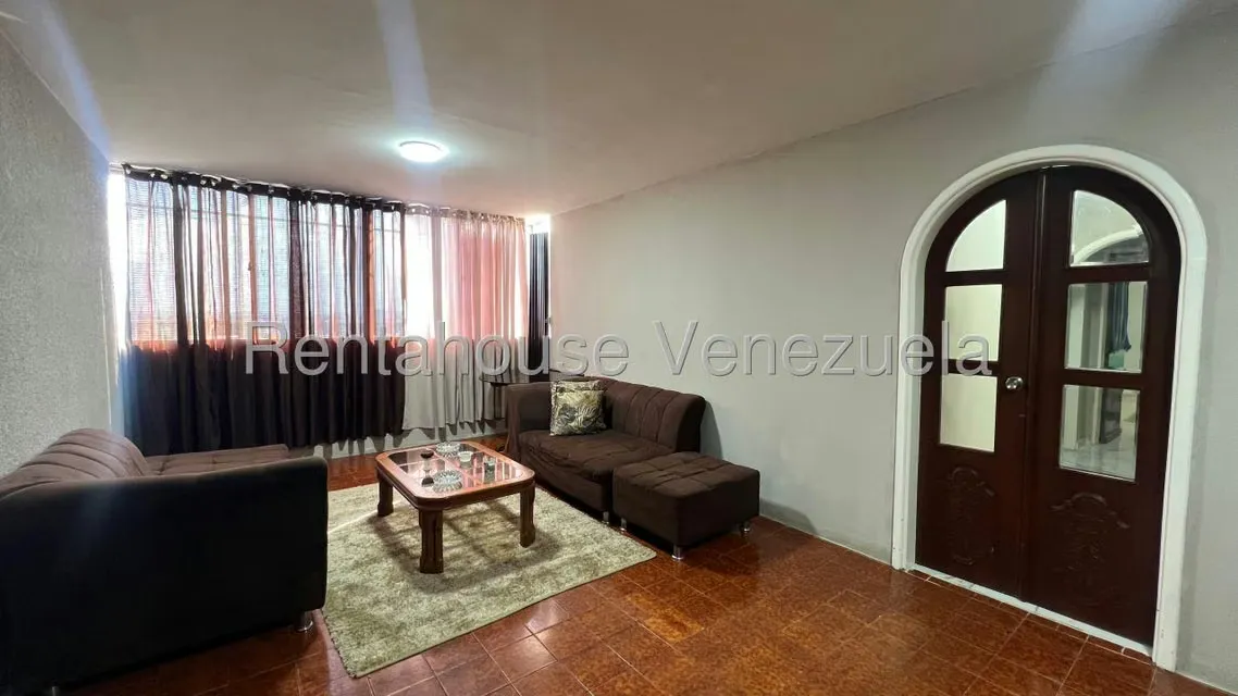 Apartamento (1 Nivel) en Venta en Circunvalacion Dos, Zulia - 3