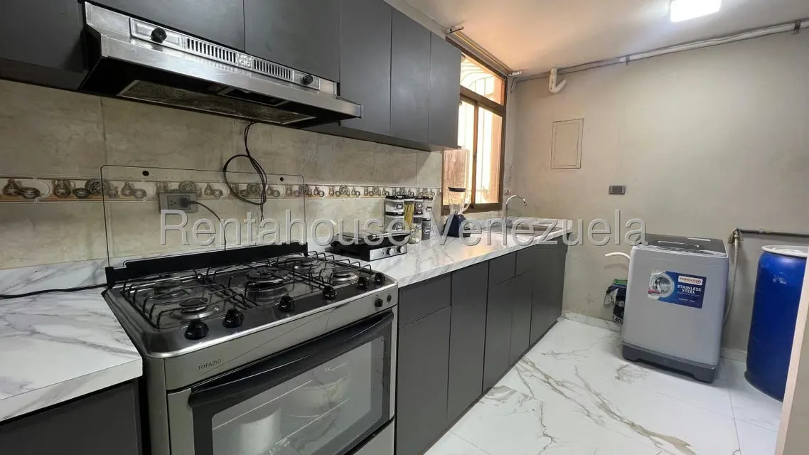 Apartamento (1 Nivel) en Venta en Circunvalacion Dos, Zulia - 8