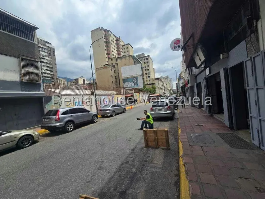 Apartamento (1 Nivel) en Venta en Parroquia La Candelaria, Distrito Metropolitano - 19