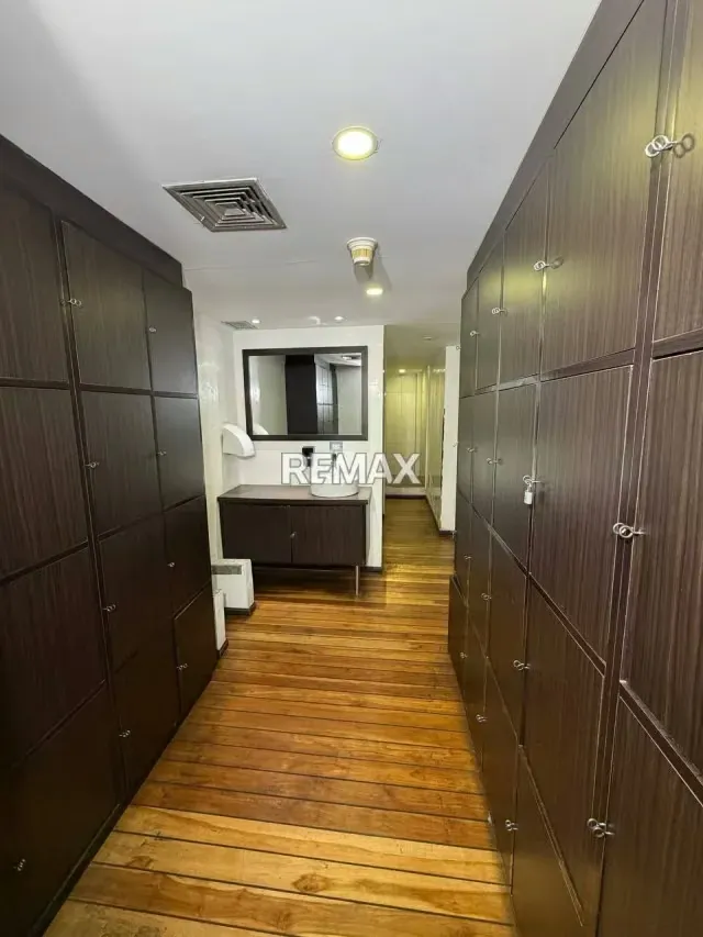 Alquiler de local comercial 229m², en La Lagunita - 16