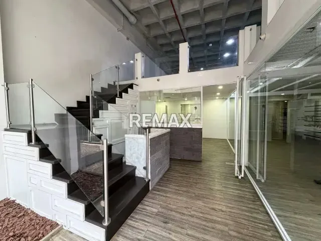 Alquiler de local comercial 229m², en La Lagunita - 3