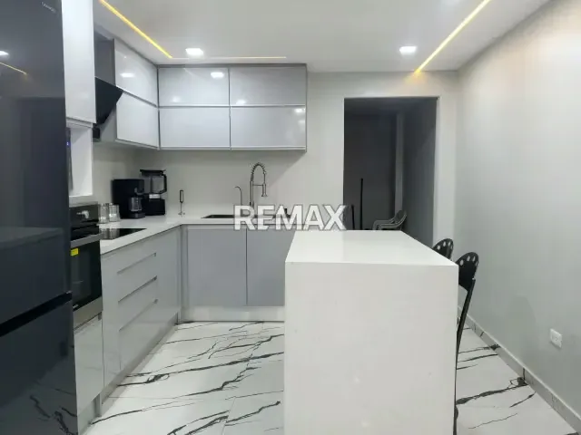 SE VENDE TOWN HOUSE RES. CIUDAD REAL EN LA CIUDAD DE BARCELONA CON ACABADOS MODERNOS - 3