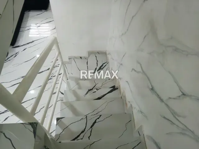 SE VENDE TOWN HOUSE RES. CIUDAD REAL EN LA CIUDAD DE BARCELONA CON ACABADOS MODERNOS - 6