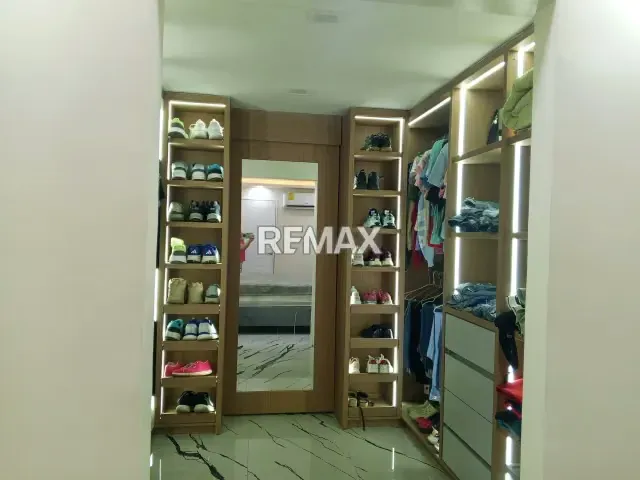 SE VENDE TOWN HOUSE RES. CIUDAD REAL EN LA CIUDAD DE BARCELONA CON ACABADOS MODERNOS - 8
