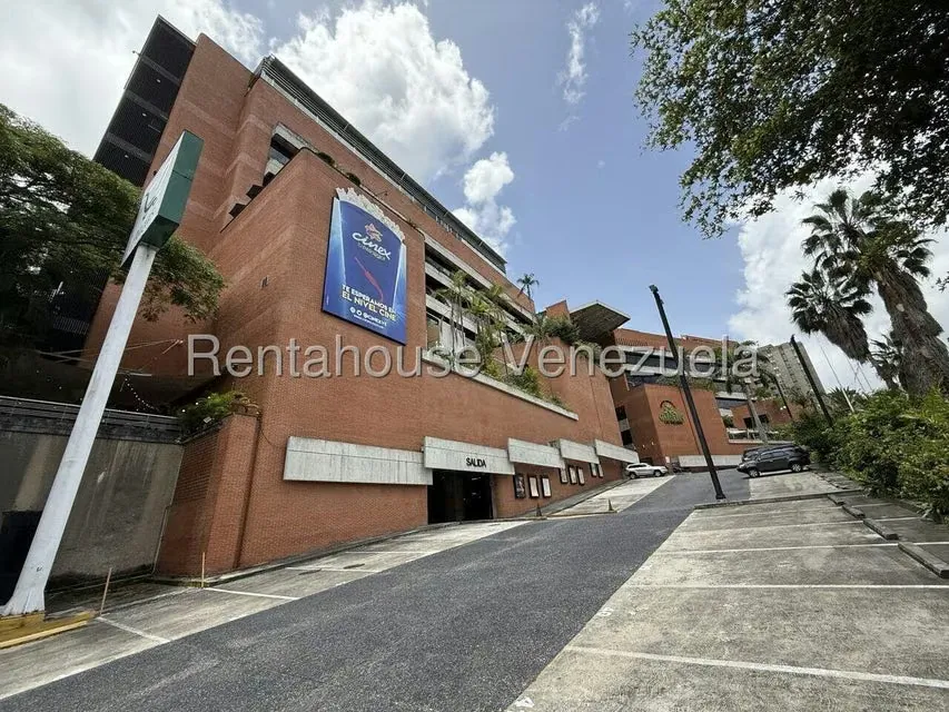 Local Comercial en Alquiler en Los Naranjos del Cafetal, Distrito Metropolitano - 16