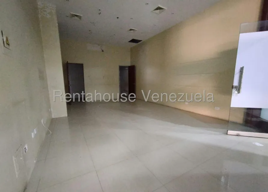 Local Comercial en Alquiler en Los Naranjos del Cafetal, Distrito Metropolitano - 8