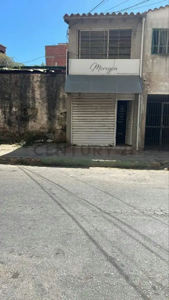 excelente local con ubicación estratégica comercial en Porlamar