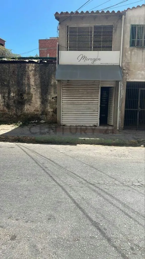 excelente local con ubicación estratégica comercial en Porlamar