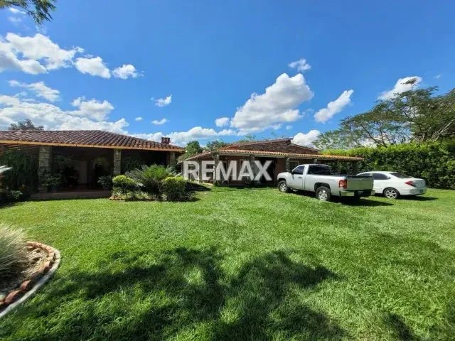 HERMOSA CASA EN VENTA EN SAFARI SECTOR EL ELEFANTE - 3