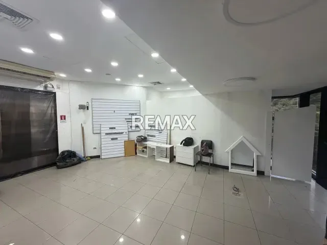 LOCAL COMERCIAL C C STA FE 46MTS - 7