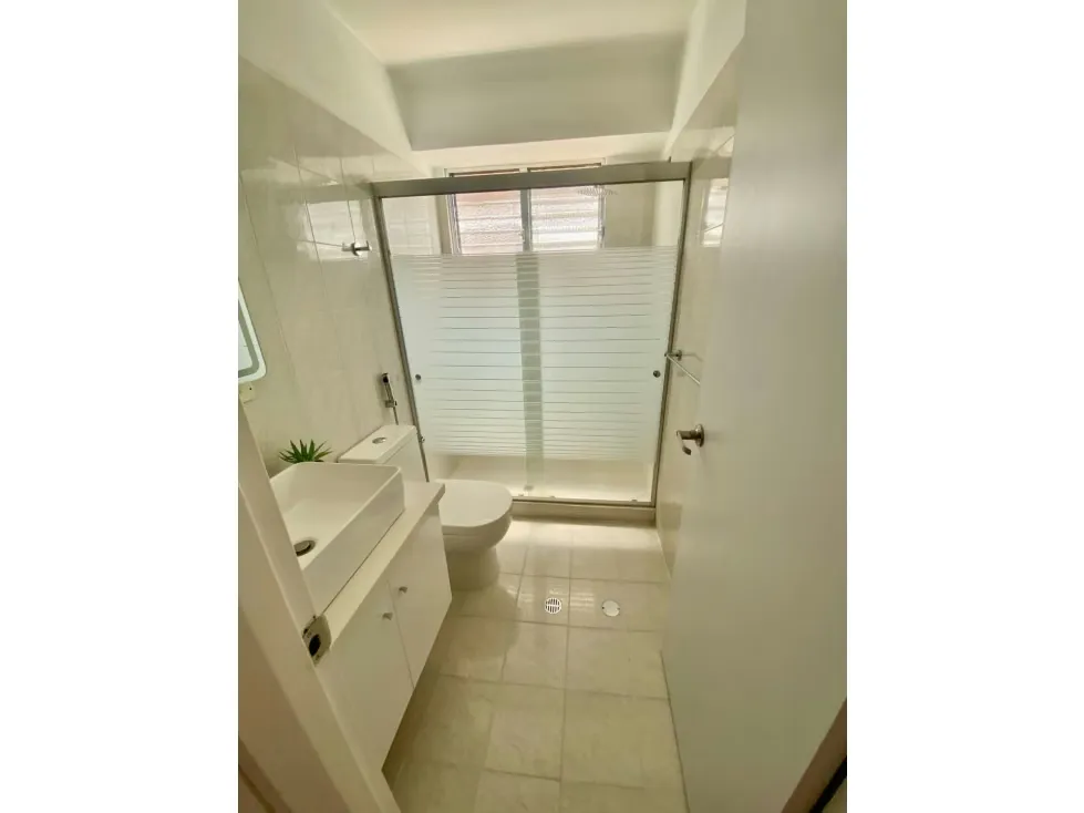 Alquilo apartamento 77m2 Los Naranjos de Las Mercedes 8984 - 9